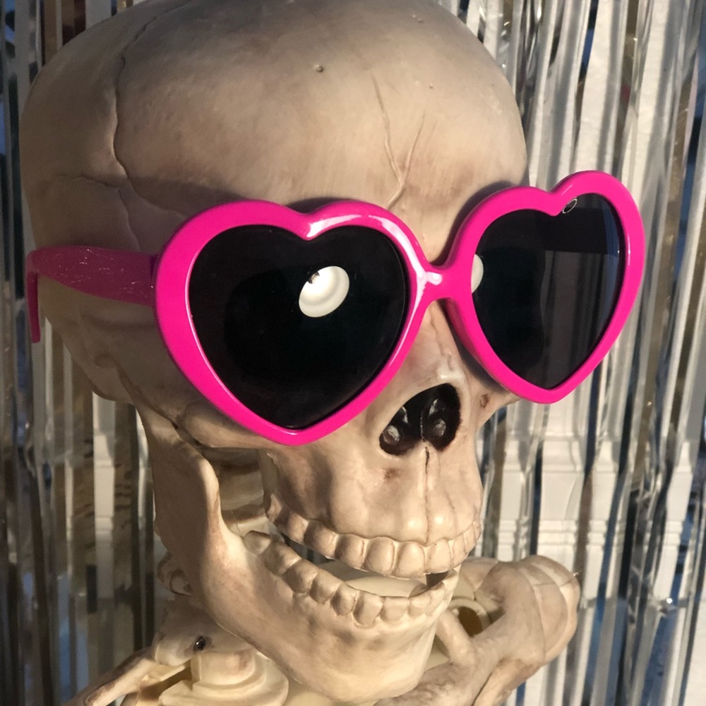 Vintage hot pink heart sunglasses